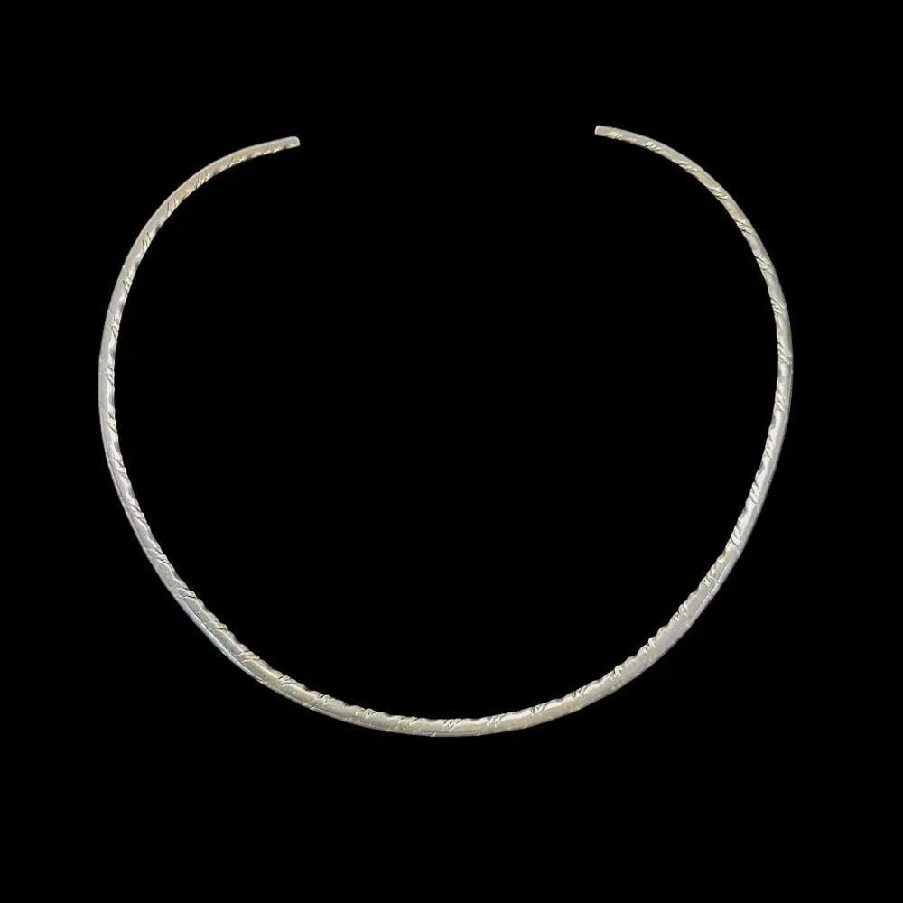 Best Vintage Silver-toned Choker Necklace